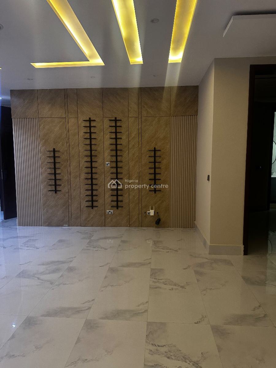 Partly Furnished 3 Bedroom Apartment with Sea View, Bourdillon Rd Ikoyi, Ikoyi, Lagos, Flat / Apartment for Rent