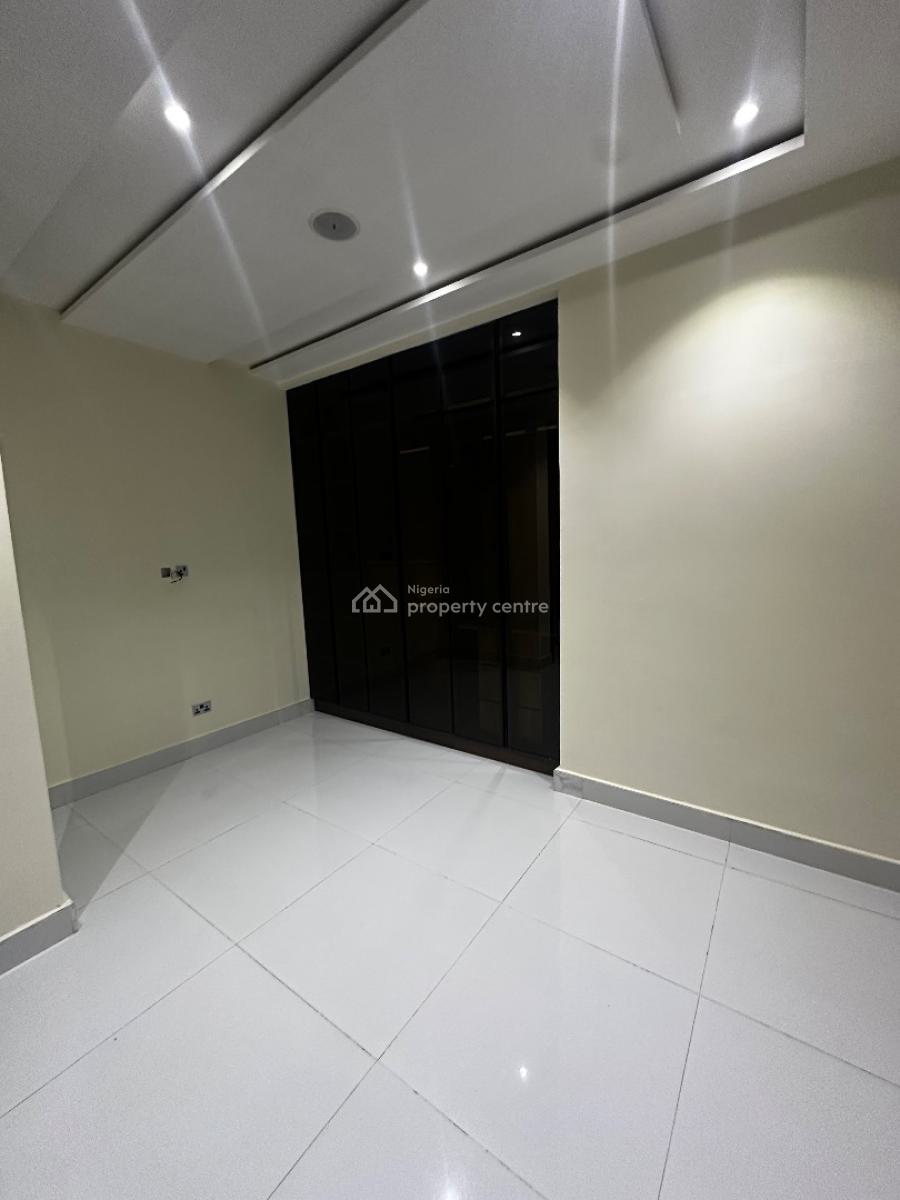 Partly Furnished 3 Bedroom Apartment with Sea View, Bourdillon Rd Ikoyi, Ikoyi, Lagos, Flat / Apartment for Rent