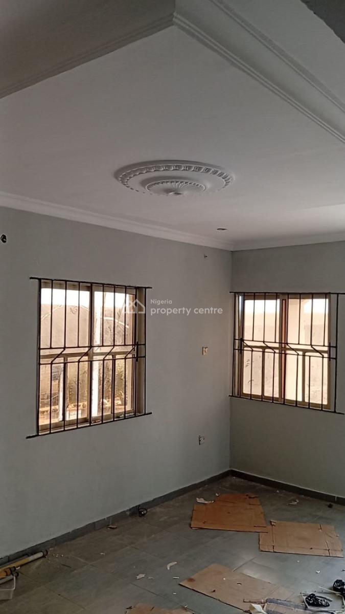 a Clean 2 Bedroom Pop, Lucky Fiber Road, Ikorodu, Lagos, Flat / Apartment for Rent