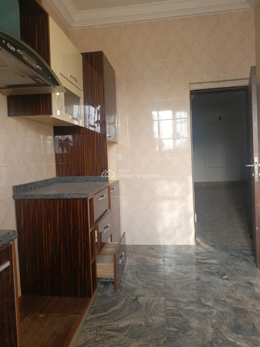 Spacious 2 Bedroom Terrace Duplex, Guzape District, Abuja, Flat / Apartment for Rent