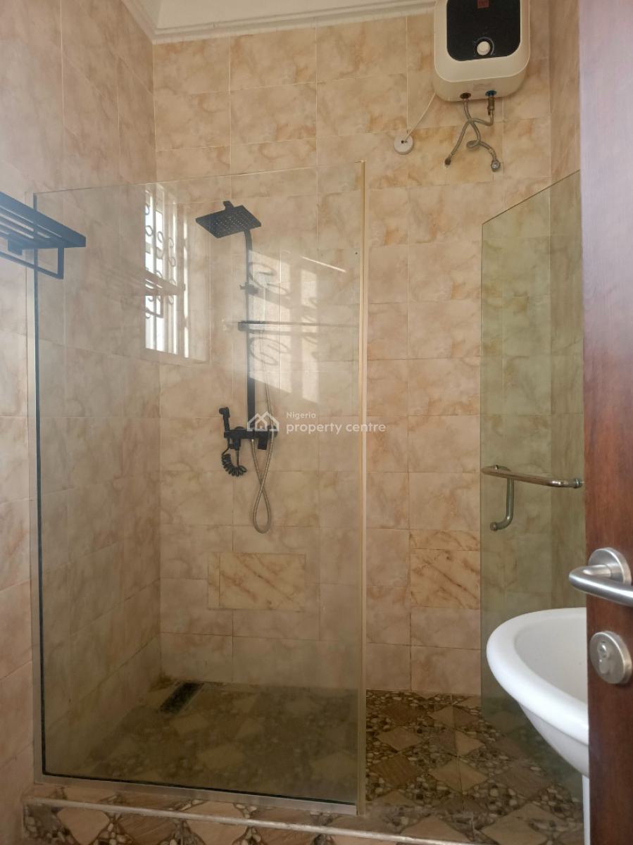 Spacious 2 Bedroom Terrace Duplex, Guzape District, Abuja, Flat / Apartment for Rent