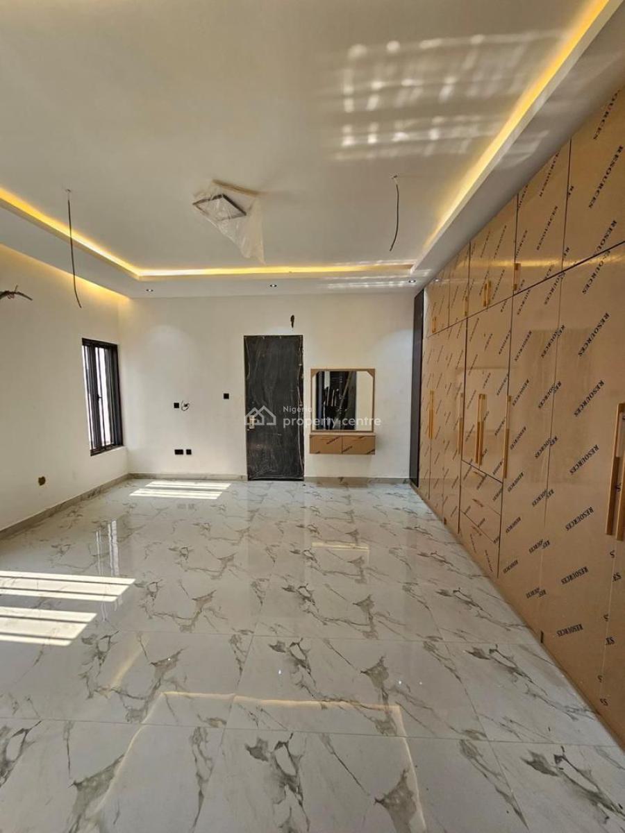 Stunning 5 Bedroom House Plus 2bqs in a Serene Location, Ikeja Gra, Ikeja, Lagos, House for Sale