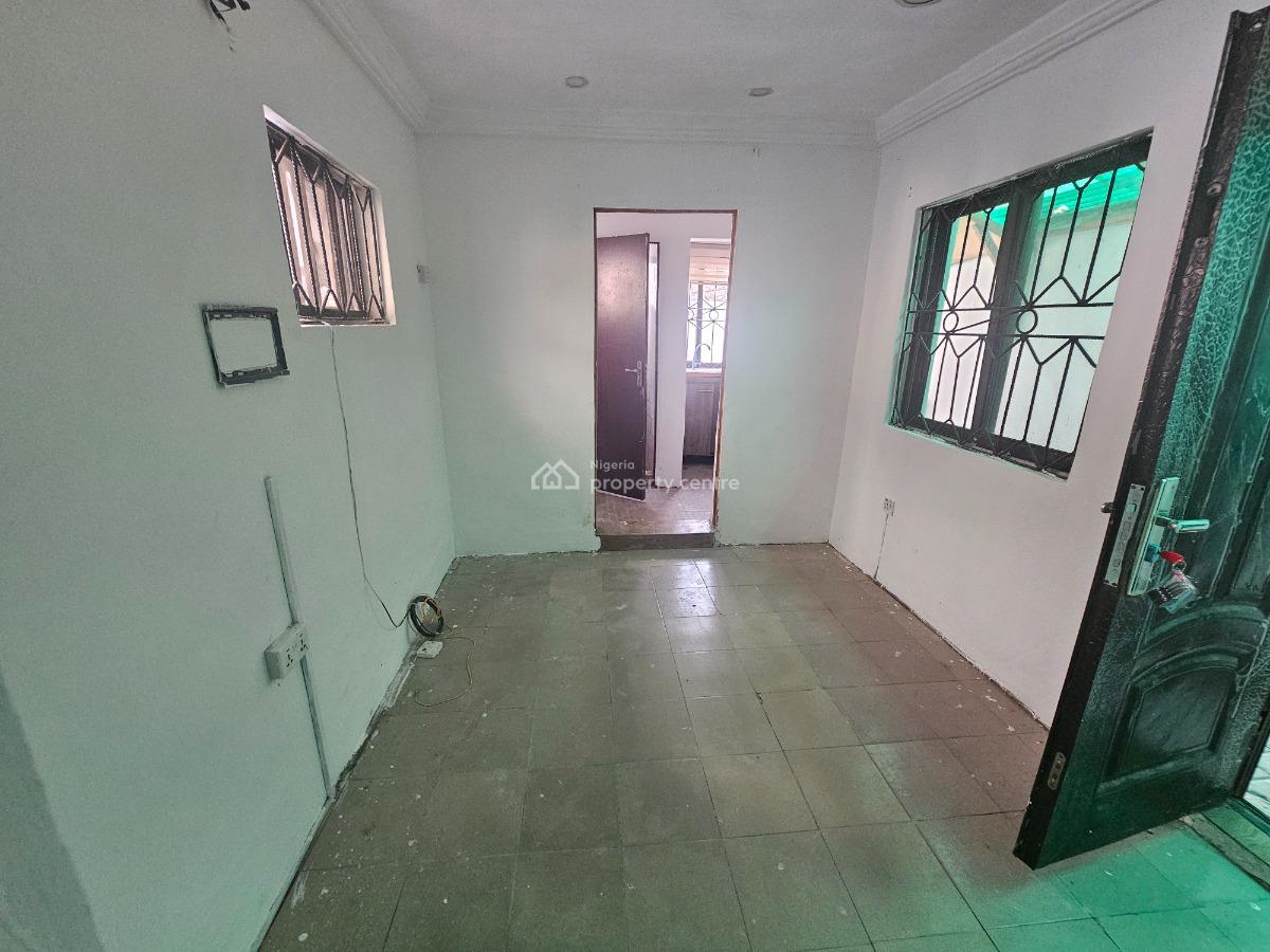 a Room and a Palour Apartment, Off Victoria Arobieke, Lekki Phase 1, Lekki, Lagos, Mini Flat (room and Parlour) for Rent
