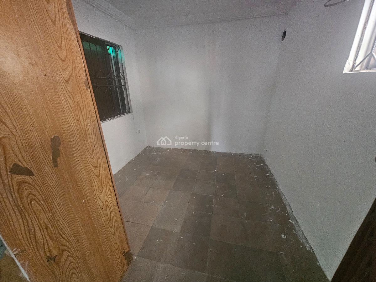 a Room and a Palour Apartment, Off Victoria Arobieke, Lekki Phase 1, Lekki, Lagos, Mini Flat (room and Parlour) for Rent