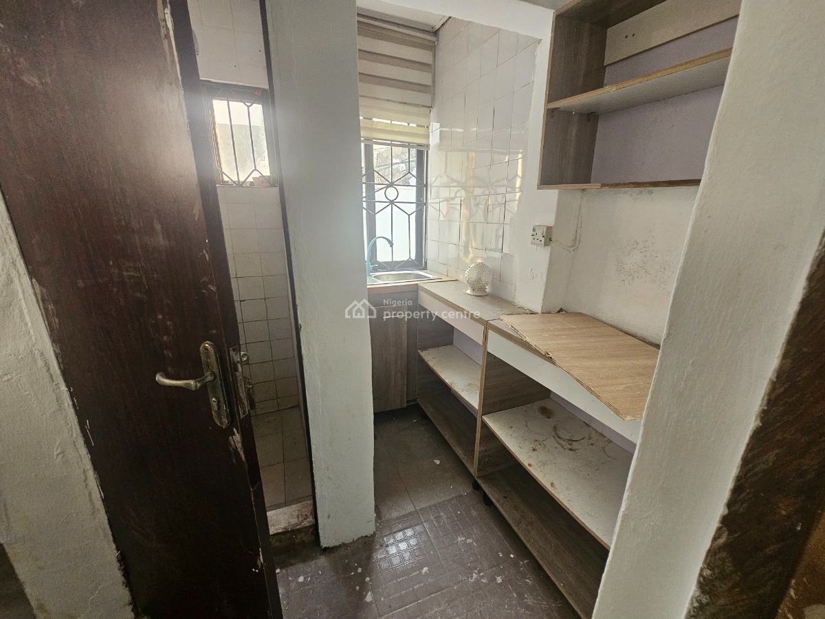 a Room and a Palour Apartment, Off Victoria Arobieke, Lekki Phase 1, Lekki, Lagos, Mini Flat (room and Parlour) for Rent