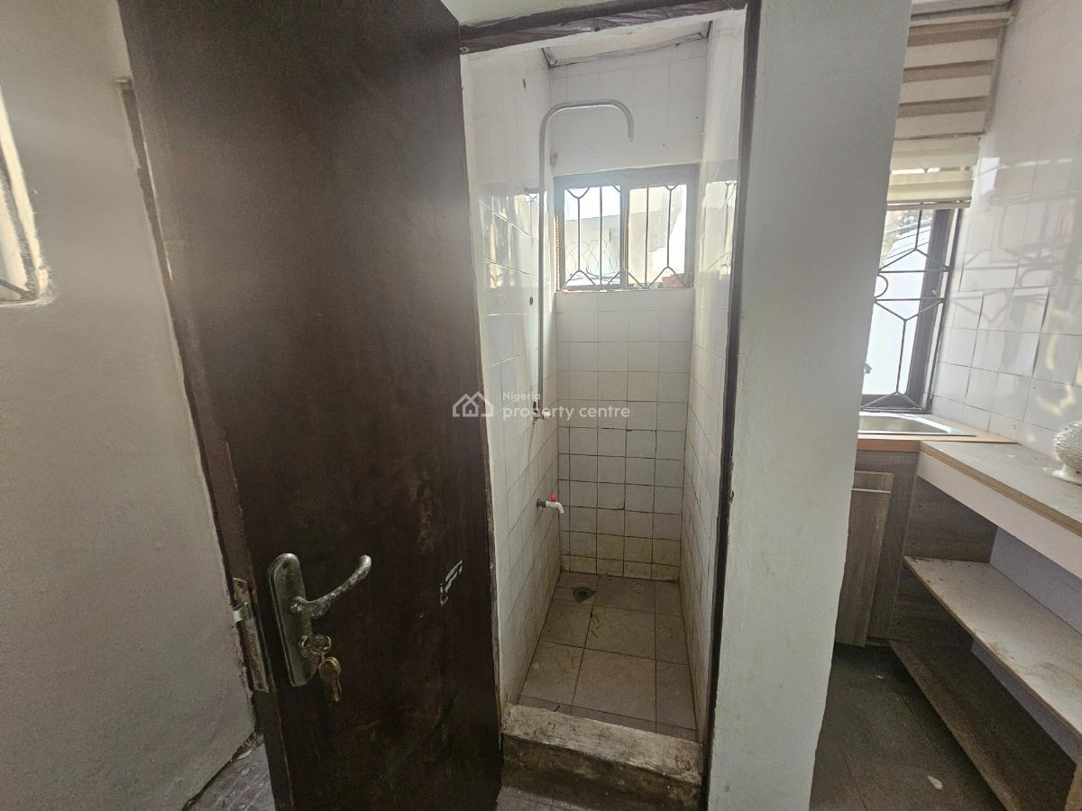 a Room and a Palour Apartment, Off Victoria Arobieke, Lekki Phase 1, Lekki, Lagos, Mini Flat (room and Parlour) for Rent