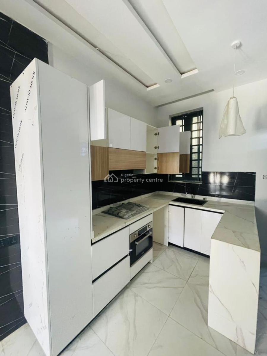 Fully Serviced 2 Bedroom Apartment in a Serene & Secure Neighborhood, Ikate Elegushi, Lekki, Lagos, Flat / Apartment for Rent