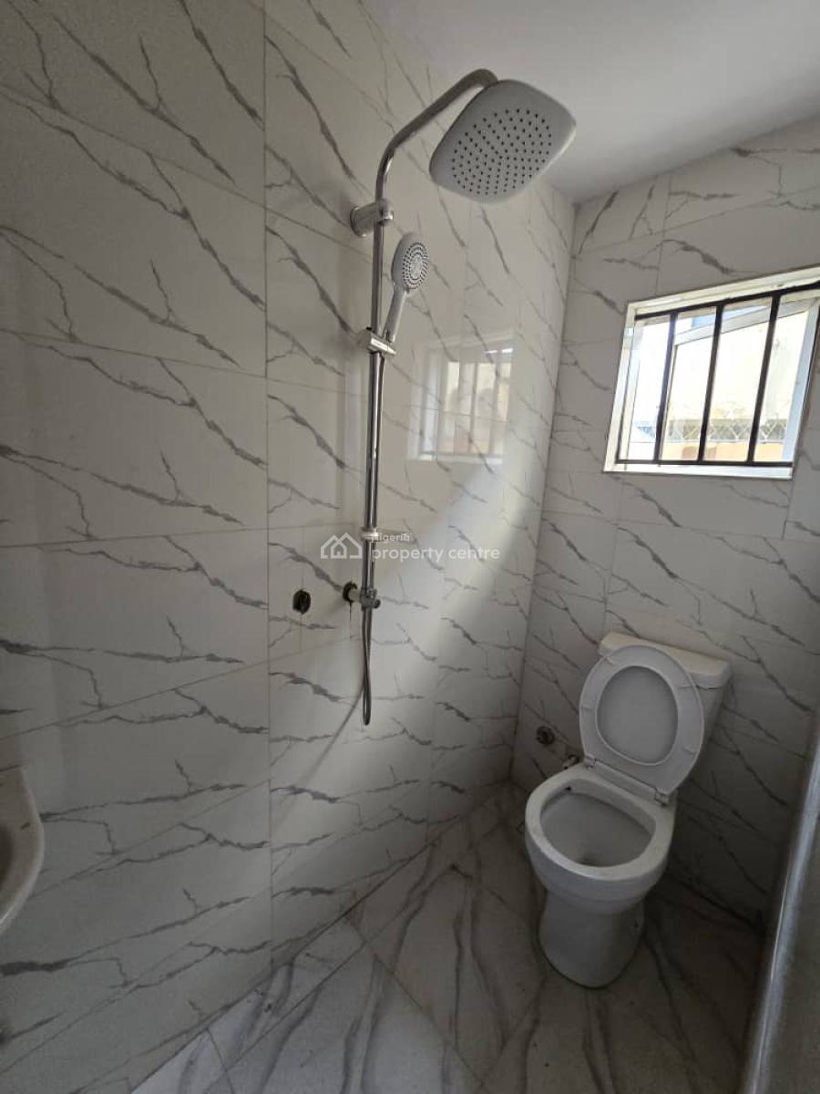 Tastefully Finished & Newly Renovated 3 Bedroom Flat, Gra Phase 2, Magodo, Lagos, Flat / Apartment for Rent