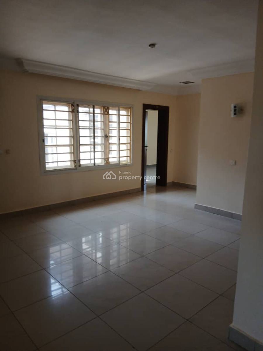 a Serviced and Nice 4 Bedrooms Duplex with Bq on Tarred Road in an Est, Asokoro District, Abuja, Terraced Duplex for Rent