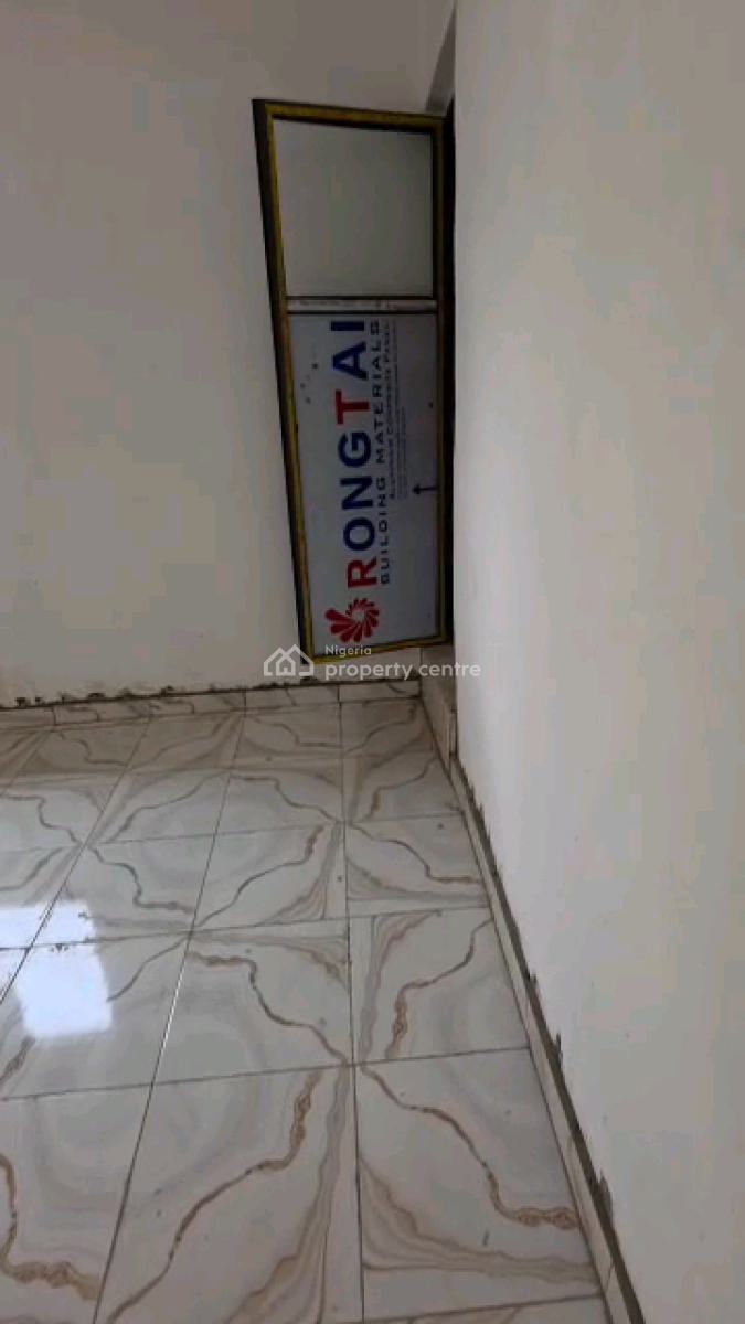 Newly Built, Spacious and Standard Room Self Contain in a Secured Environment, Okesuna Street, Shomolu, Lagos, Self Contain (single Rooms) for Rent