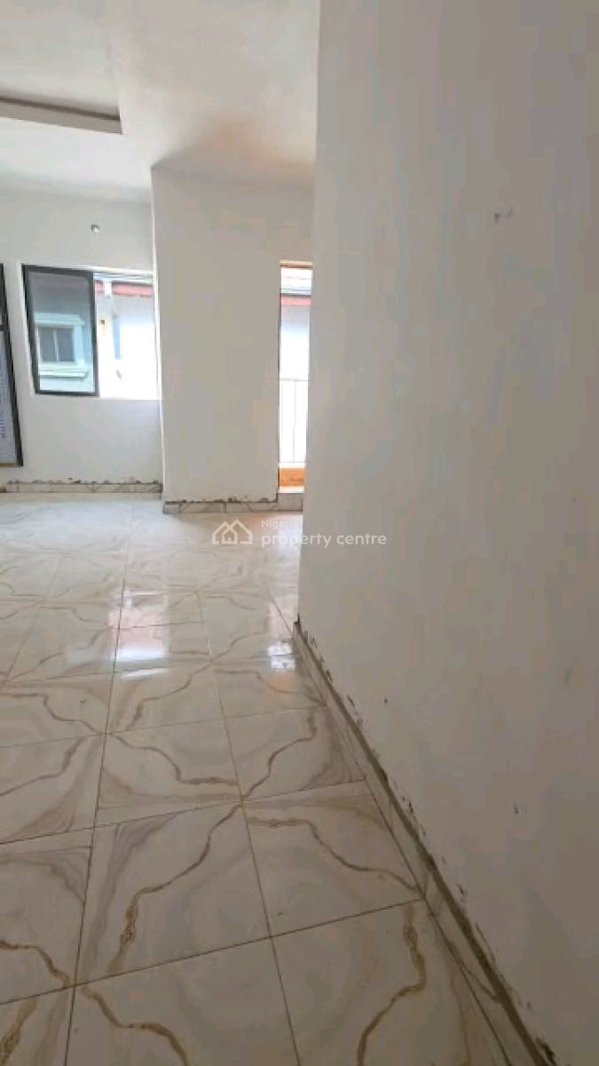 Newly Built, Spacious and Standard Room Self Contain in a Secured Environment, Okesuna Street, Shomolu, Lagos, Self Contain (single Rooms) for Rent