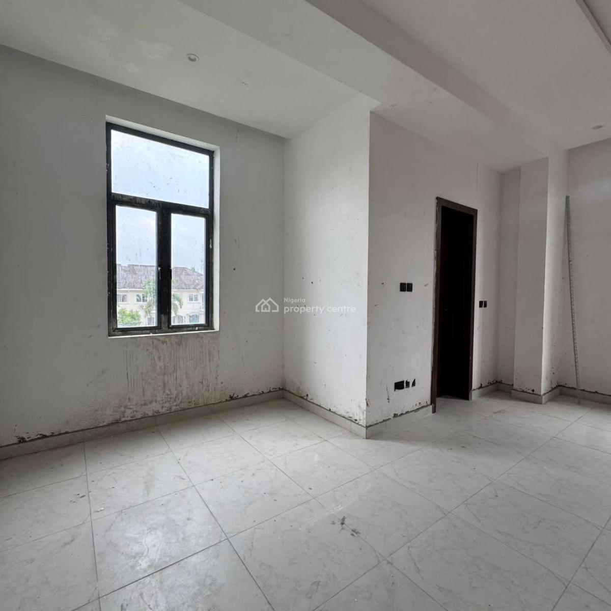 Spacious 2 Bedroom Apartments, Lekki Phase 1, Lekki, Lagos, Block of Flats for Sale