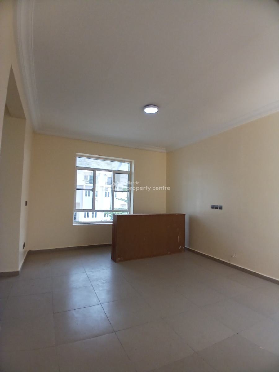Well Renovated 4 Bedroom Terrace Duplex with 1 Room Bq, Diplomatic Zone, Guzape District, Abuja, Terraced Duplex for Rent