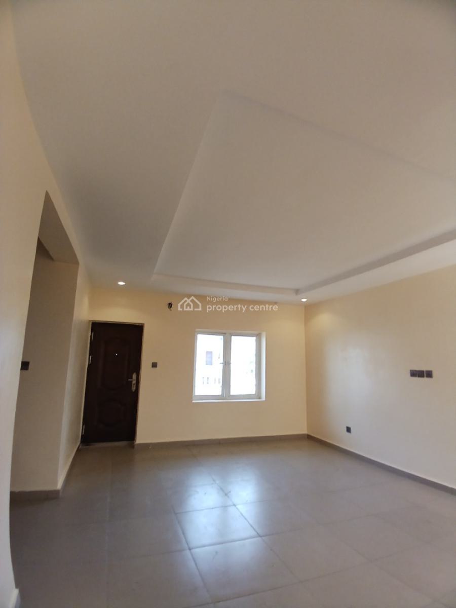 Well Renovated 4 Bedroom Terrace Duplex with 1 Room Bq, Diplomatic Zone, Guzape District, Abuja, Terraced Duplex for Rent