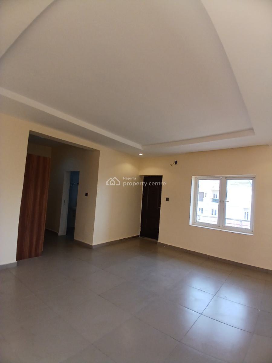 Well Renovated 4 Bedroom Terrace Duplex with 1 Room Bq, Diplomatic Zone, Guzape District, Abuja, Terraced Duplex for Rent
