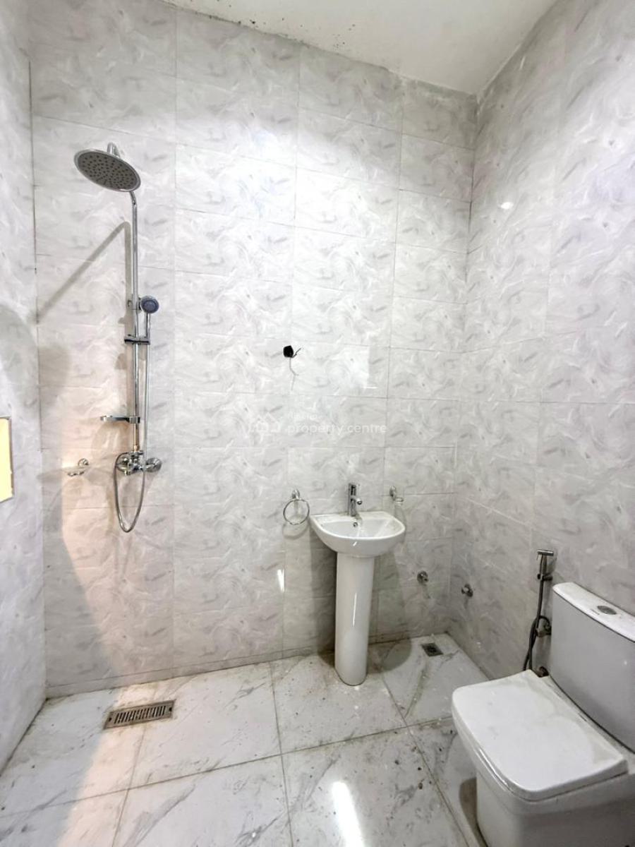 Exquisite 4 Bedroom Terrace Duplex with Bq, Guzape District, Abuja, Terraced Duplex for Sale