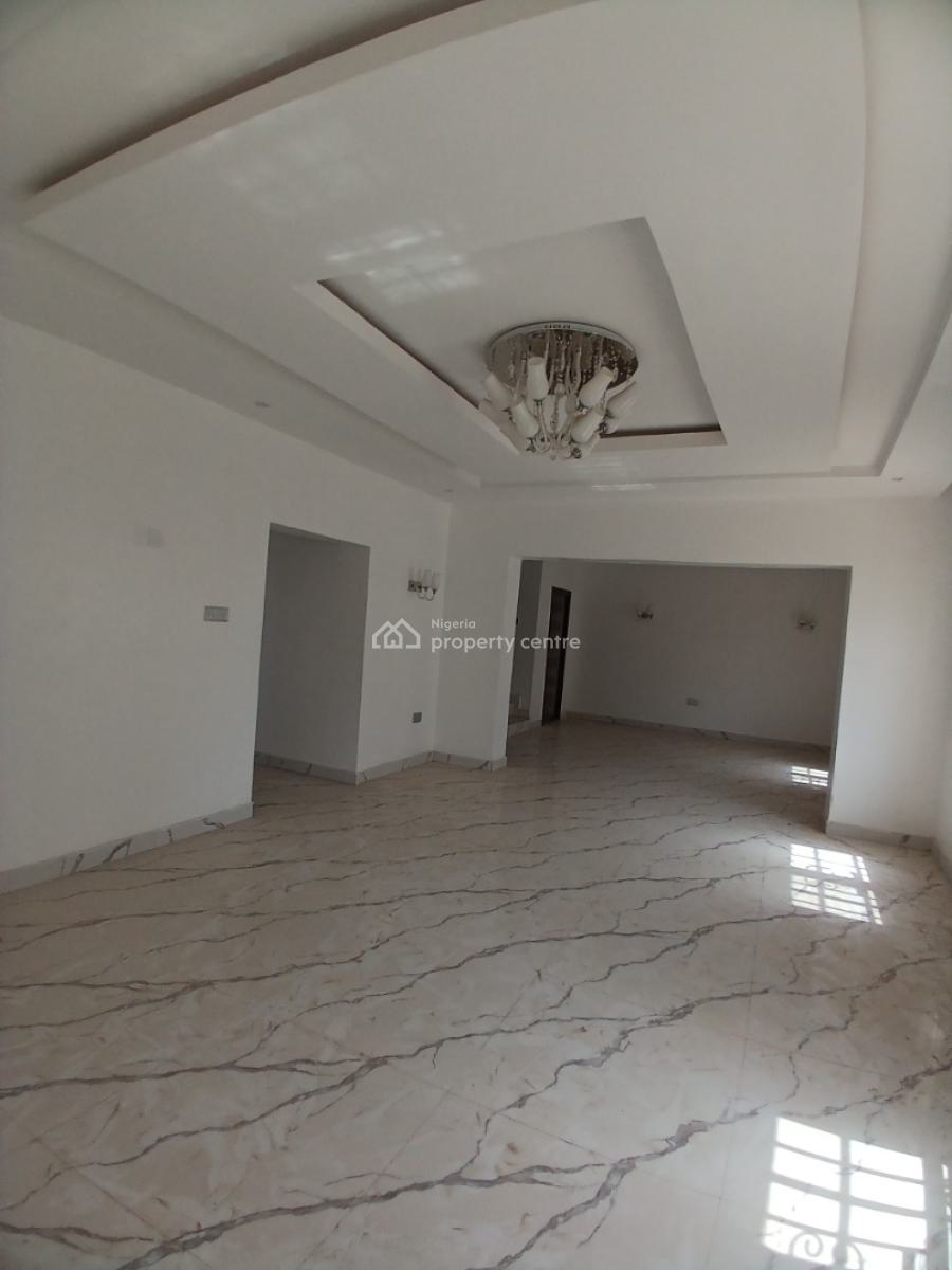 Well Renovated 5 Bedroom Detached Duplex with 1room Bq, Diplomatic Zone, Guzape District, Abuja, Detached Duplex for Rent