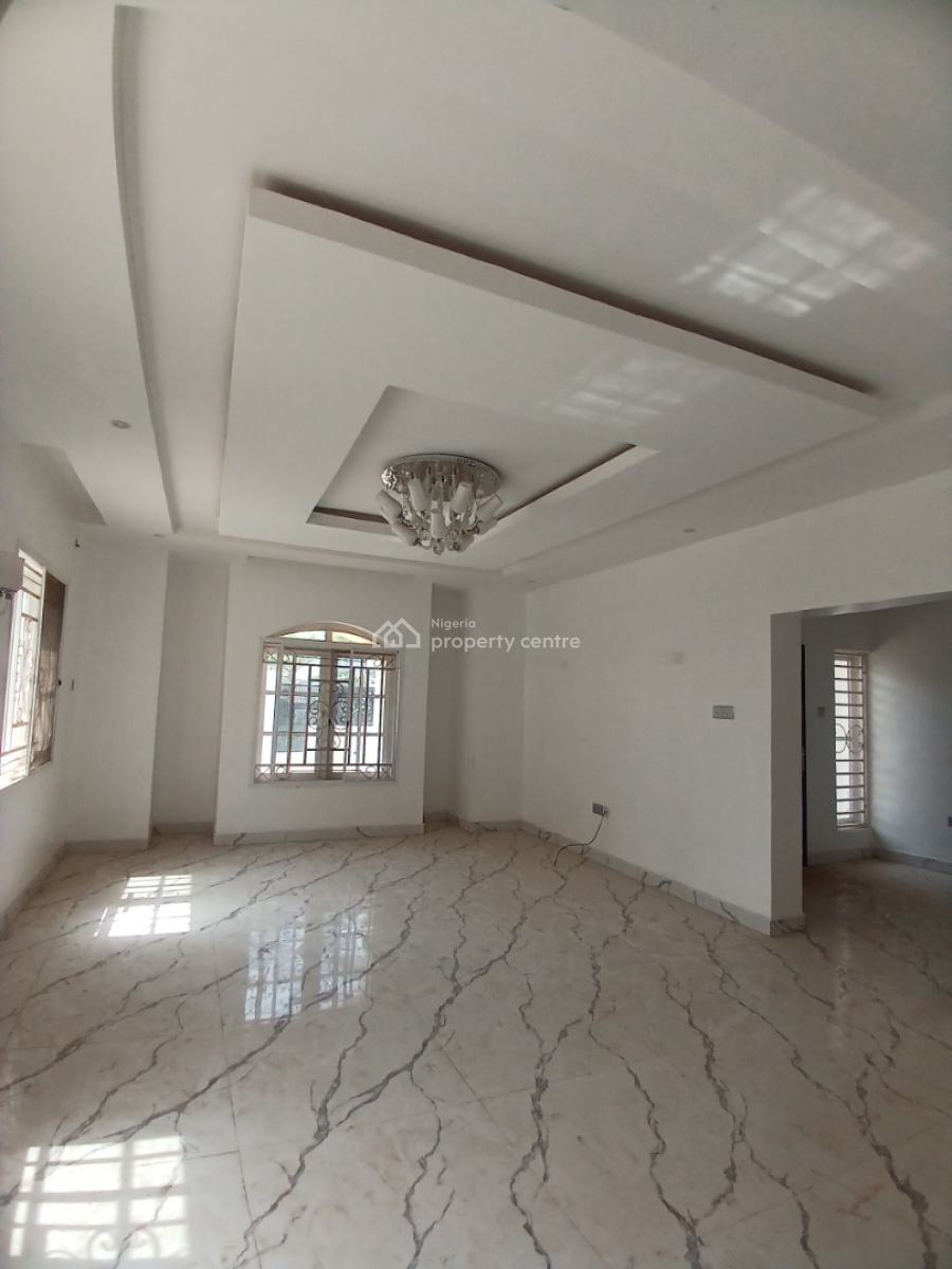 Well Renovated 5 Bedroom Detached Duplex with 1room Bq, Diplomatic Zone, Guzape District, Abuja, Detached Duplex for Rent