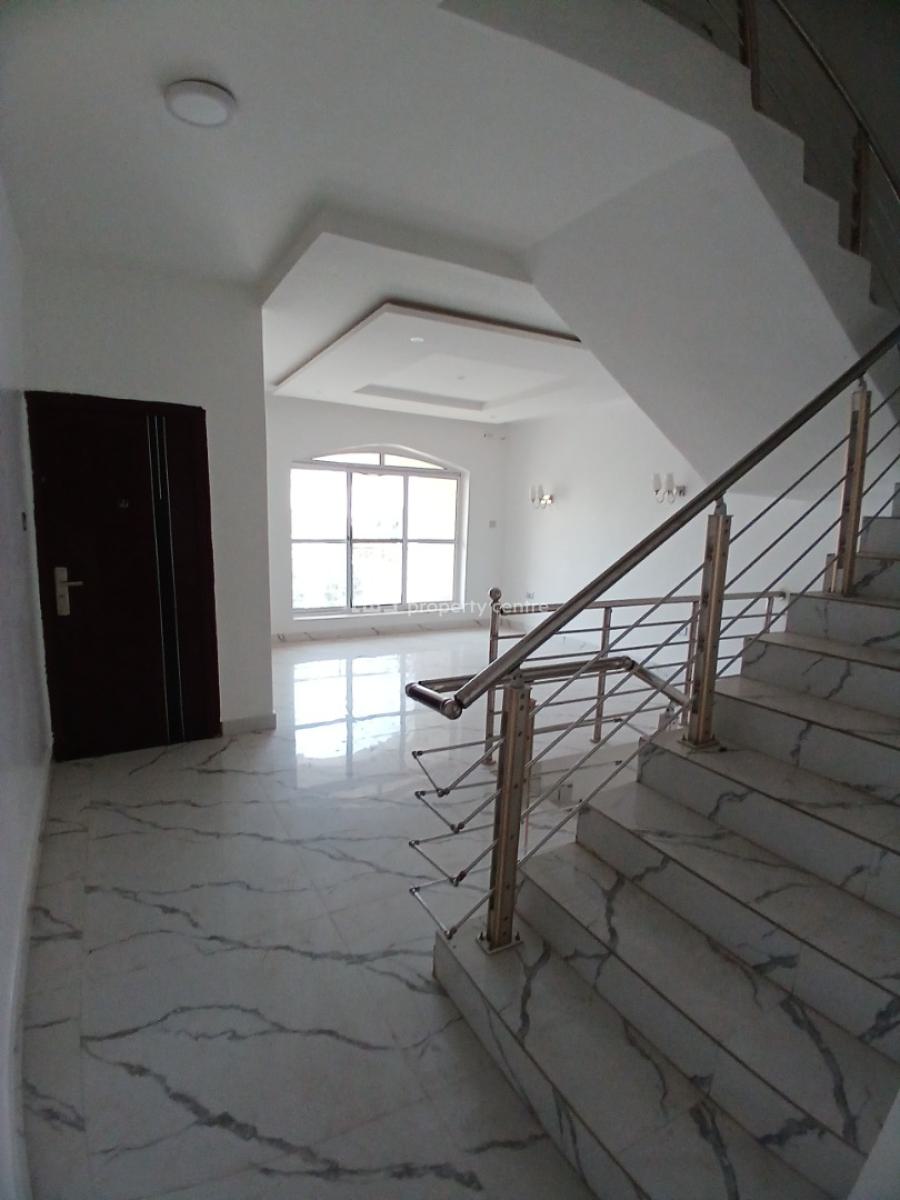 Well Renovated 5 Bedroom Detached Duplex with 1room Bq, Diplomatic Zone, Guzape District, Abuja, Detached Duplex for Rent