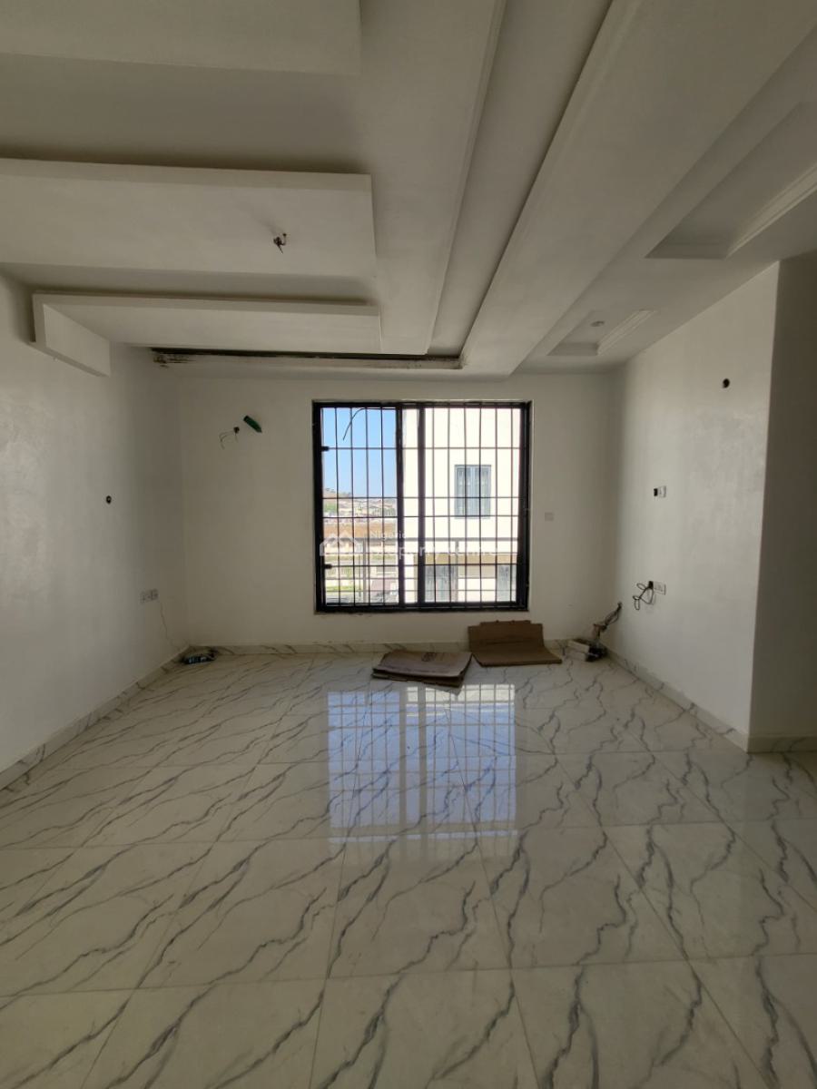 Well Renovated 5 Bedroom Detached Duplex with 1room Bq, Diplomatic Zone, Guzape District, Abuja, Detached Duplex for Rent