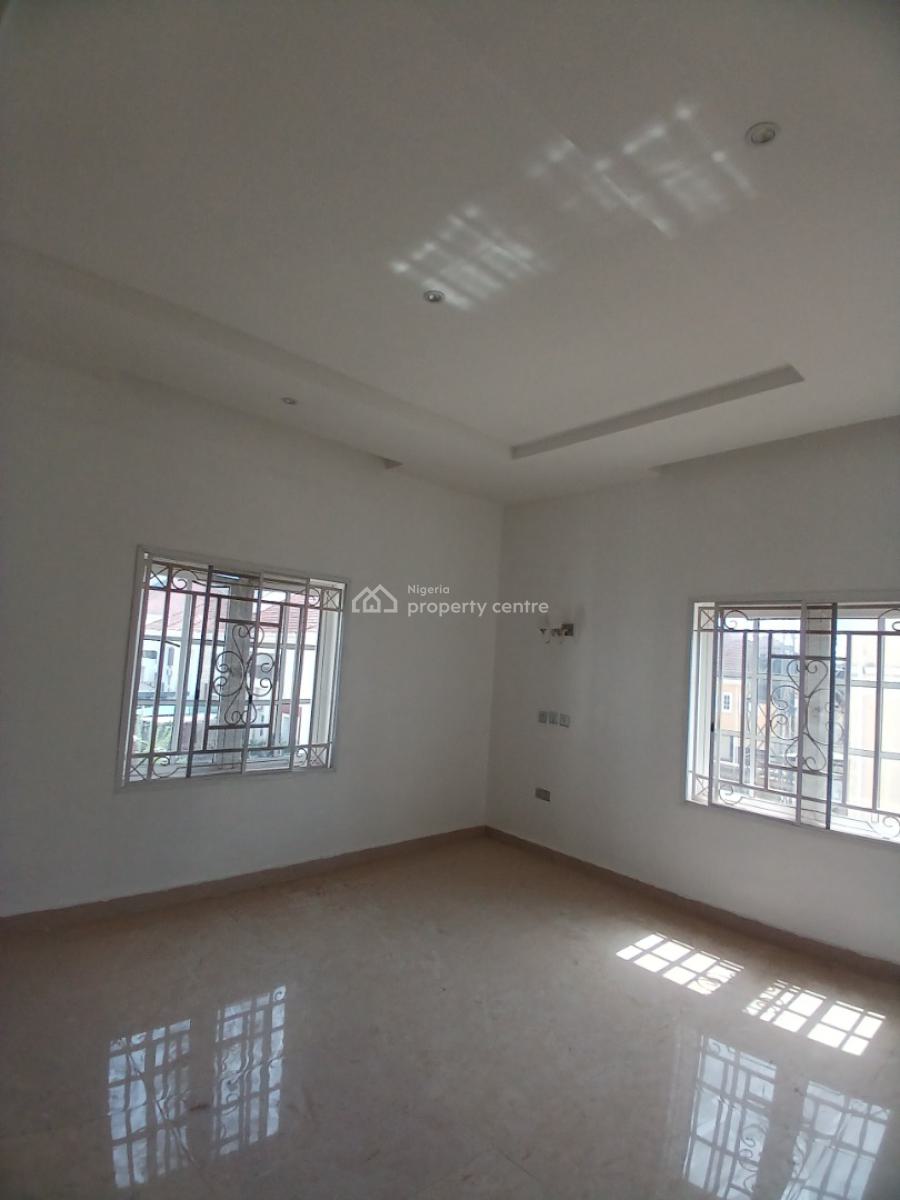 Well Renovated 5 Bedroom Detached Duplex with 1room Bq, Diplomatic Zone, Guzape District, Abuja, Detached Duplex for Rent