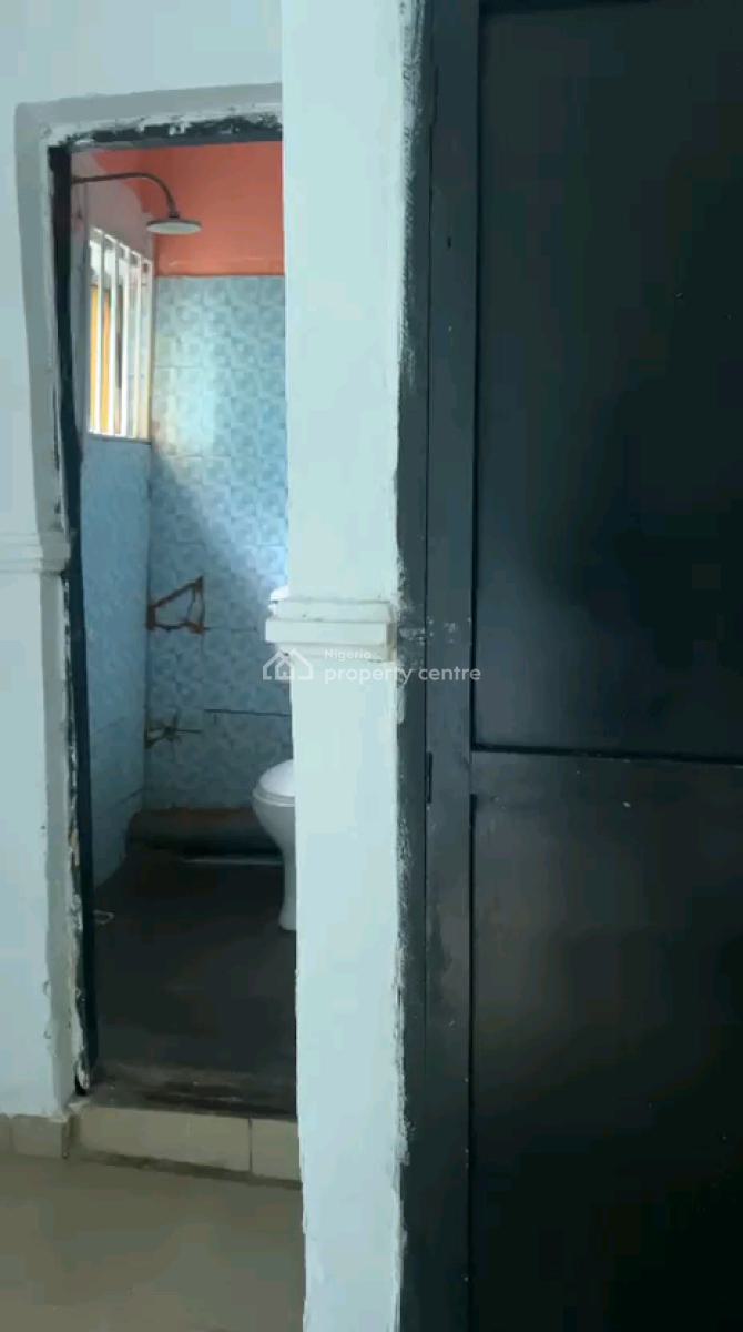 Well Maintained Spacious 2 Bedroom Flat Both Rooms Ensuite All Tiled, Atunrase Estate, Gbagada, Lagos, Flat / Apartment for Rent