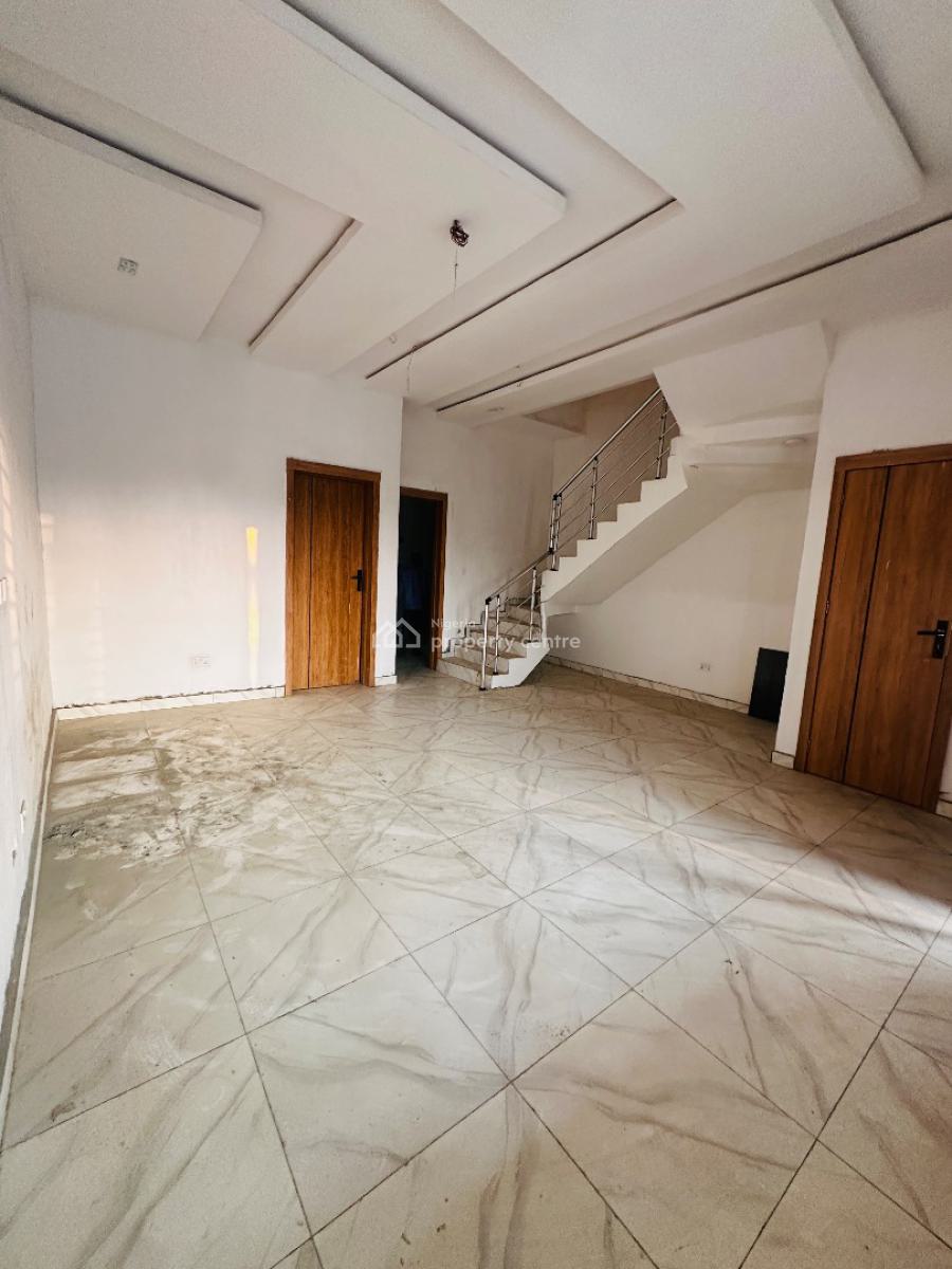 Specious 4 Bedrooms Terraced Duplex, Orchid, Lekki, Lagos, Terraced Duplex for Sale