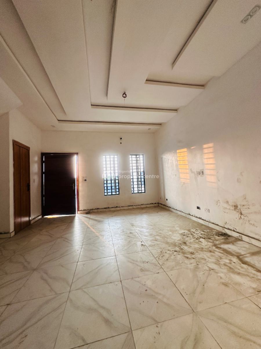 Specious 4 Bedrooms Terraced Duplex, Orchid, Lekki, Lagos, Terraced Duplex for Sale