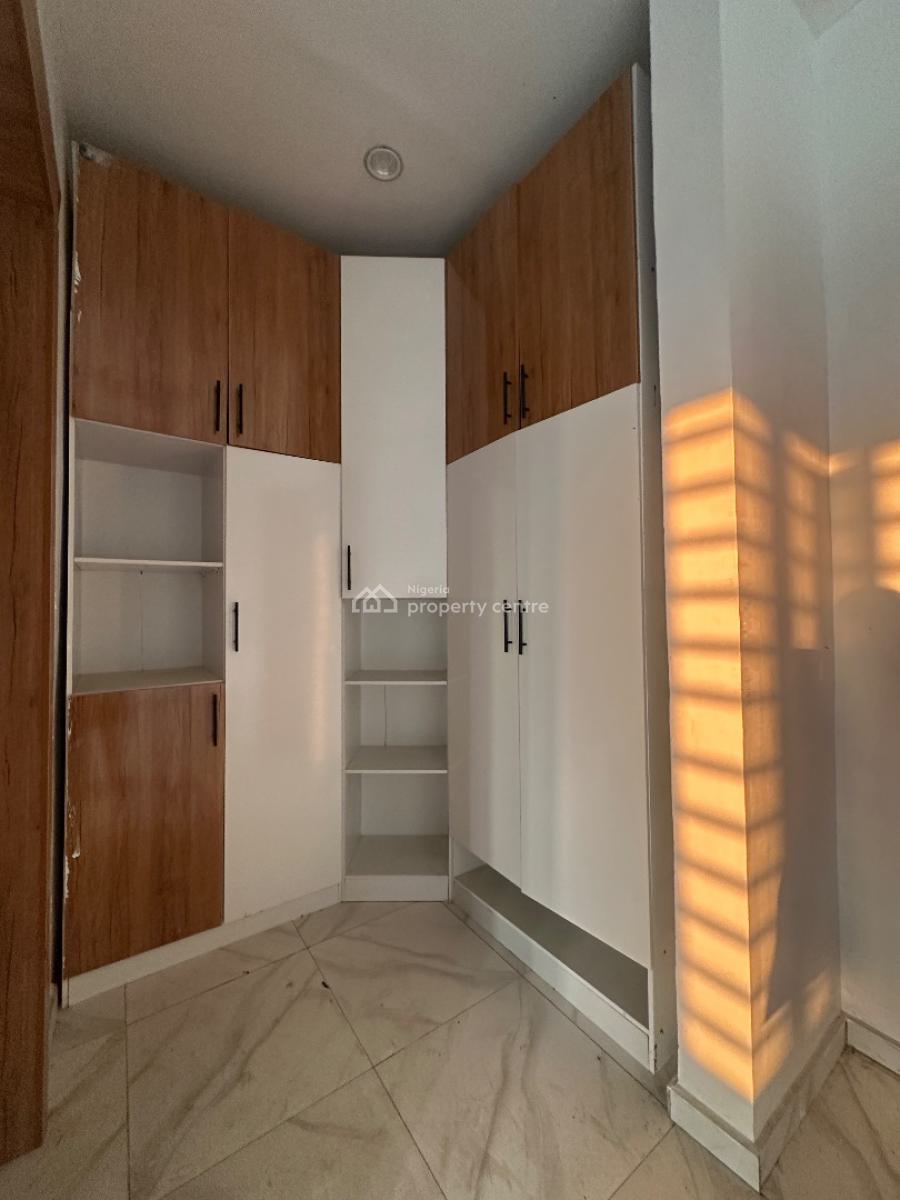 Specious 4 Bedrooms Terraced Duplex, Orchid, Lekki, Lagos, Terraced Duplex for Sale