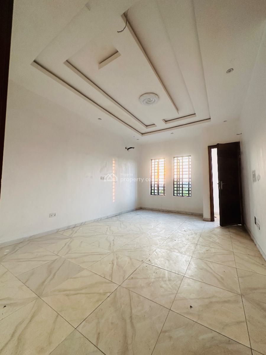 Specious 4 Bedrooms Terraced Duplex, Orchid, Lekki, Lagos, Terraced Duplex for Sale
