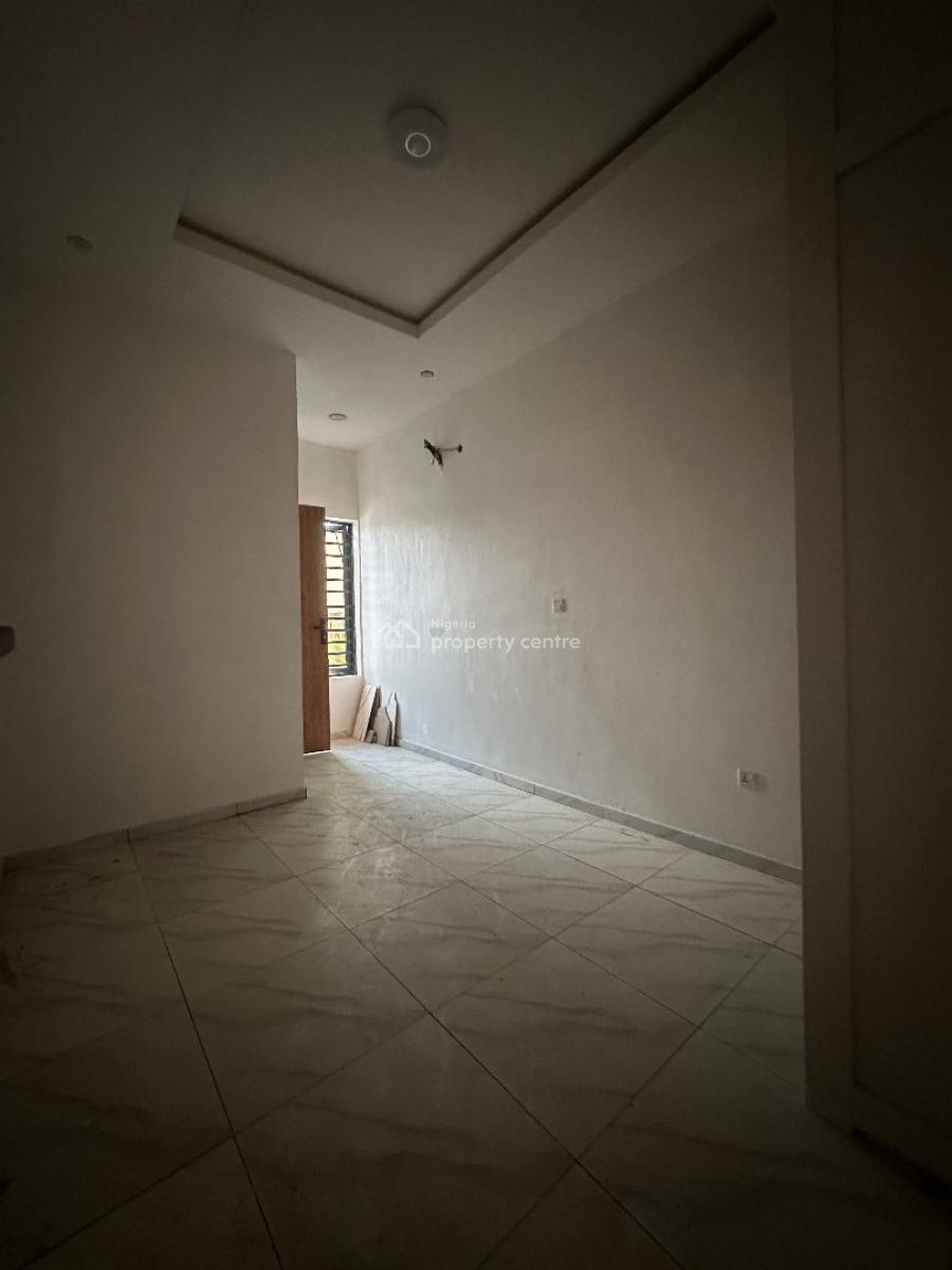 Specious 4 Bedrooms Terraced Duplex, Orchid, Lekki, Lagos, Terraced Duplex for Sale