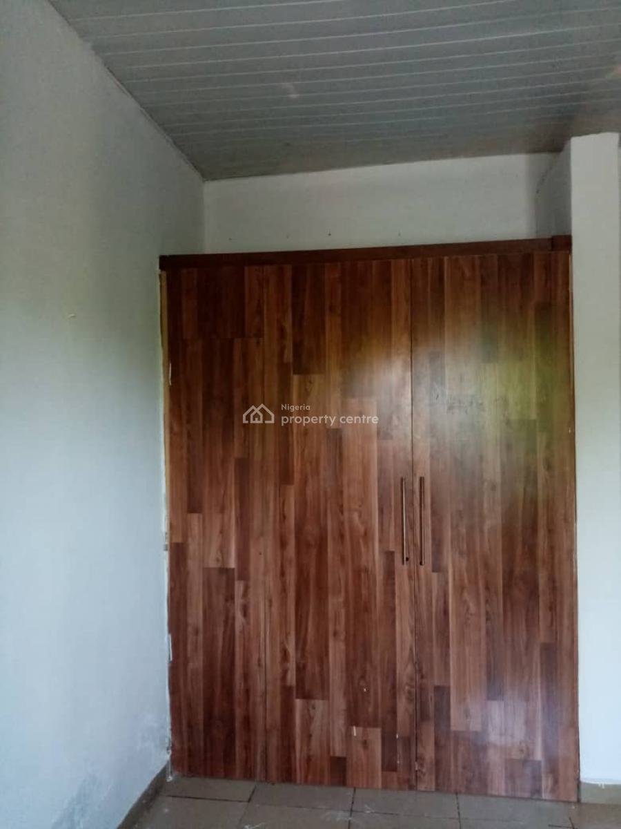 Well Maintained Luxury Miniflat 3 Minutes to The  Express Way, By Elemoro Royal Estate, Bogije Town Ibeju Lekki Lagos, Bogije, Ibeju Lekki, Lagos, Mini Flat (room and Parlour) for Rent