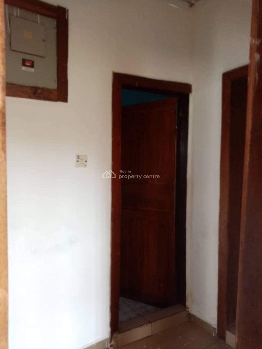 Well Maintained Luxury Miniflat 3 Minutes to The  Express Way, By Elemoro Royal Estate, Bogije Town Ibeju Lekki Lagos, Bogije, Ibeju Lekki, Lagos, Mini Flat (room and Parlour) for Rent