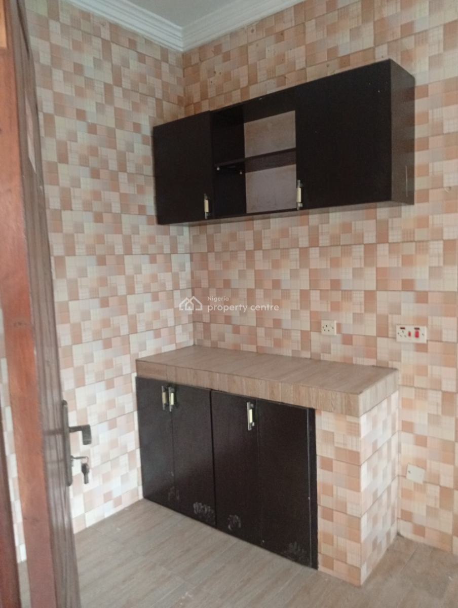 Executive 2 Bedroom Flat, Adam Block Estate ,alagbole, Ojodu Berger, Ojodu, Lagos, Flat / Apartment for Rent