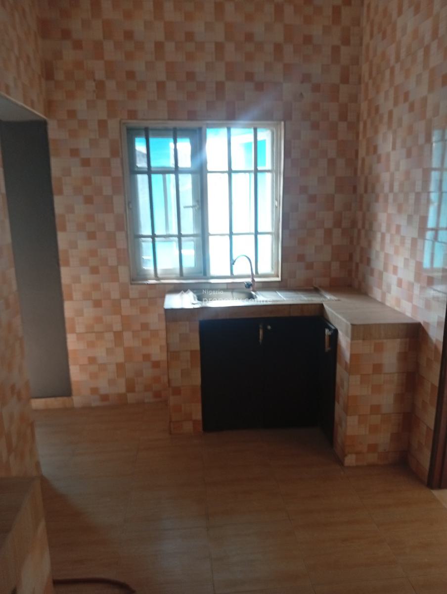 Executive 2 Bedroom Flat, Adam Block Estate ,alagbole, Ojodu Berger, Ojodu, Lagos, Flat / Apartment for Rent