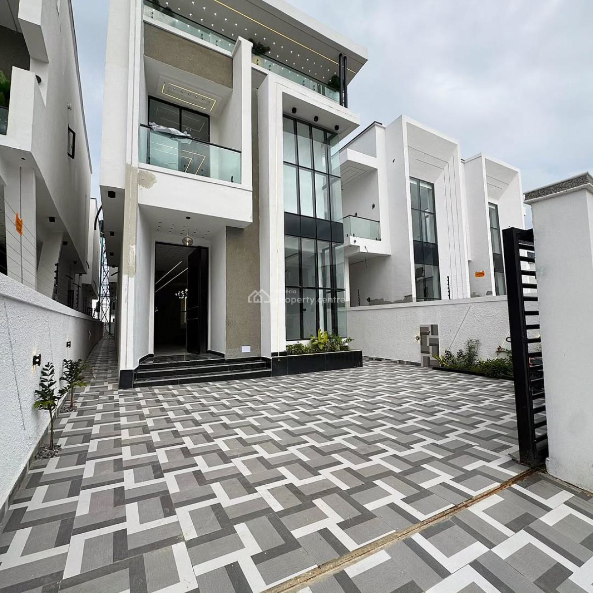 Classy 5  Bedroom Detached Duplex with a Pool, Ajah, Lagos, Detached Bungalow for Sale