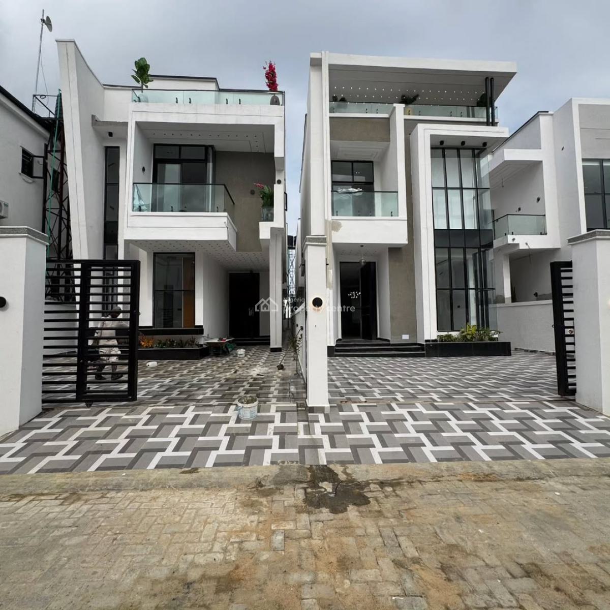 Classy 5  Bedroom Detached Duplex with a Pool, Ajah, Lagos, Detached Bungalow for Sale