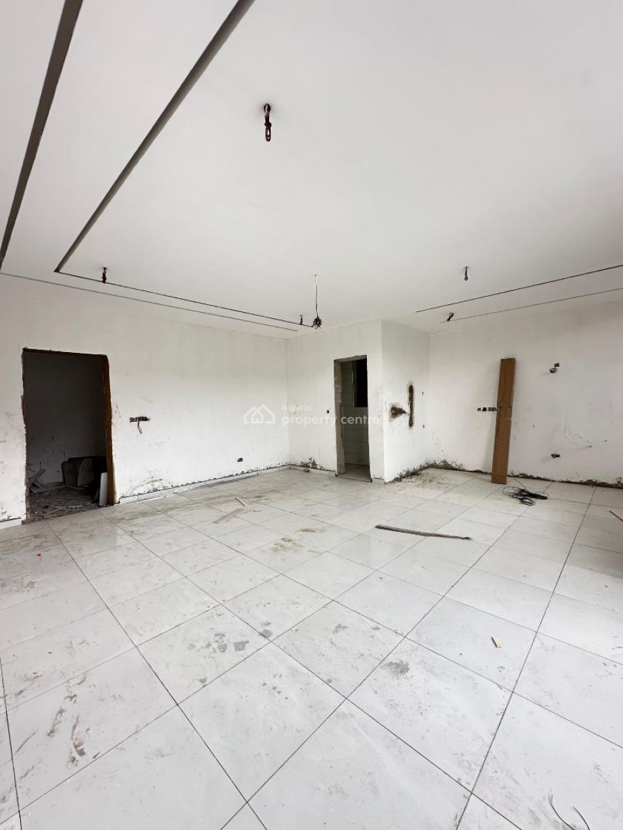 Spacious 2 Bedroom Apartment with a Reception, Elevator, Pool and Gym., Lekki Phase 1, Lekki, Lagos, Flat / Apartment for Sale