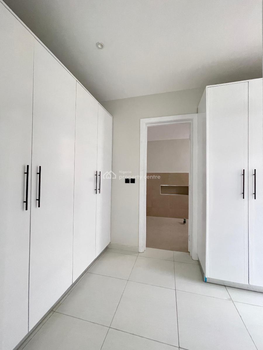 Spacious 4 Bedroom Terrace  Duplex with a Pool & Maids Room, Lekki Phase 1, Lekki, Lagos, Terraced Duplex for Sale