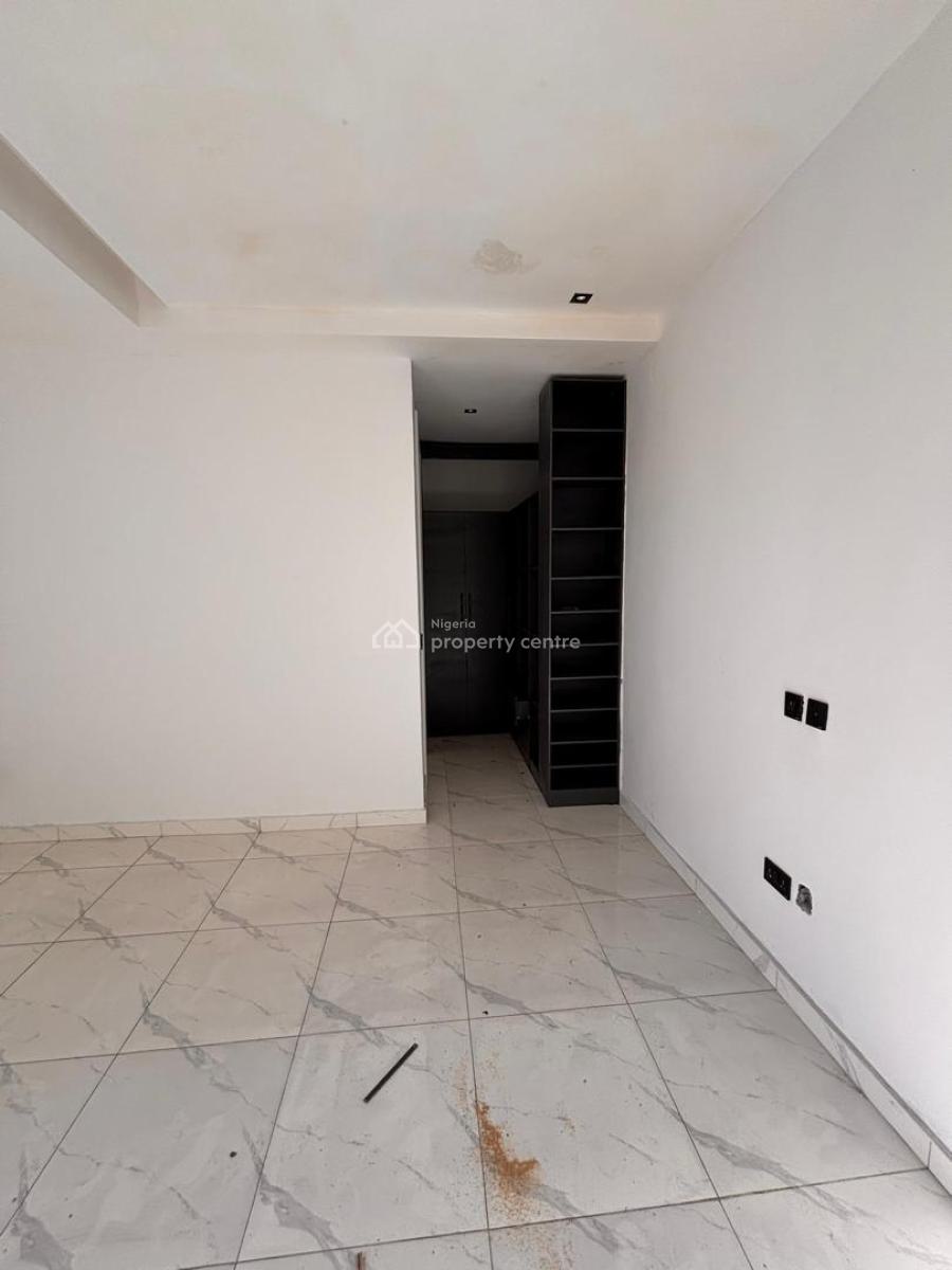 Fully Serviced 2 Bedroom Apartment with Elevator & Pool, Lekki Phase 1, Lekki, Lagos, Flat / Apartment for Rent