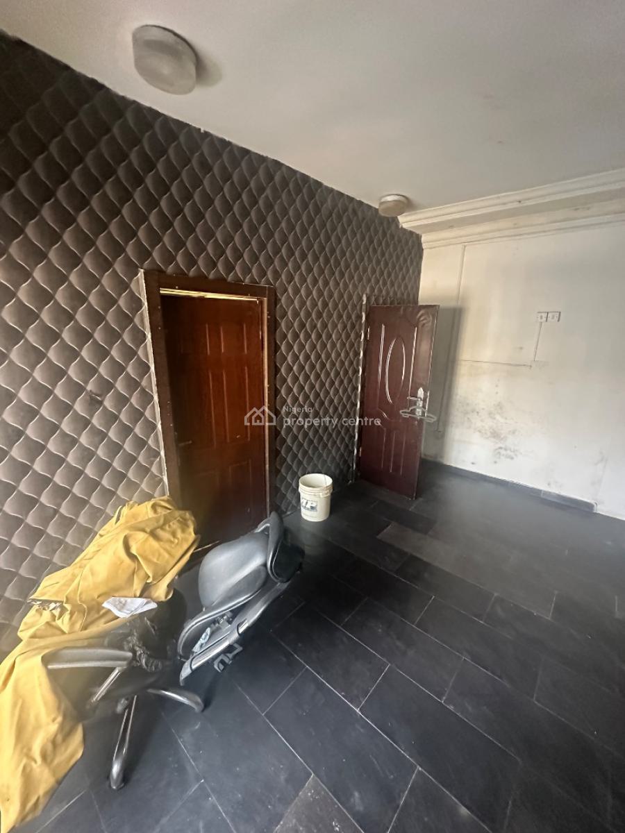 a Room Self Contain Apartment, Off 69 Road 6th Avenue, Gwarinpa, Abuja, Self Contain (single Rooms) for Rent