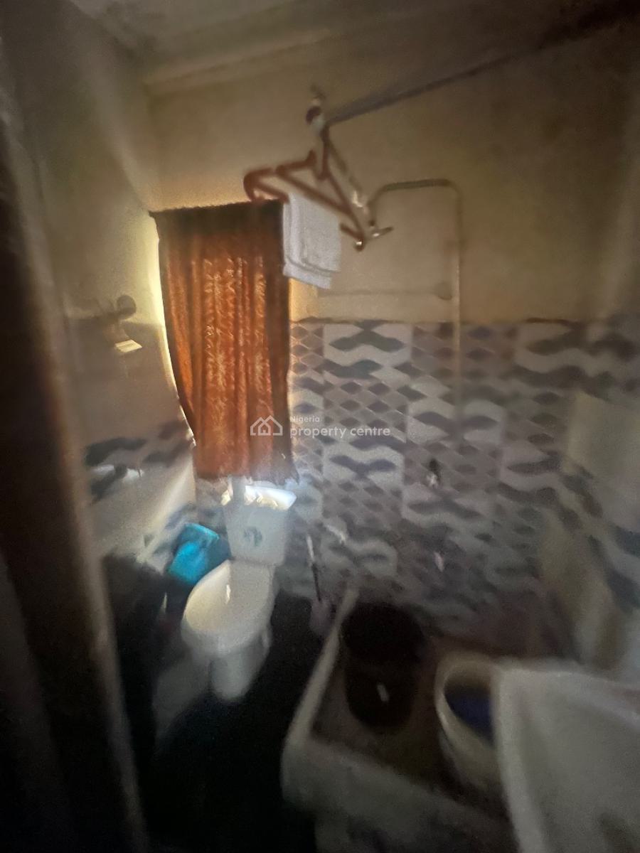 a Room Self Contain Apartment, Off 69 Road 6th Avenue, Gwarinpa, Abuja, Self Contain (single Rooms) for Rent