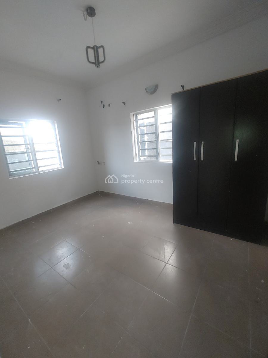 Sharp 2 Bedroom in a Secured Estate., Ogidan, Sangotedo. Not Far From Sky Mall, Sangotedo, Ajah, Lagos, Flat / Apartment for Rent