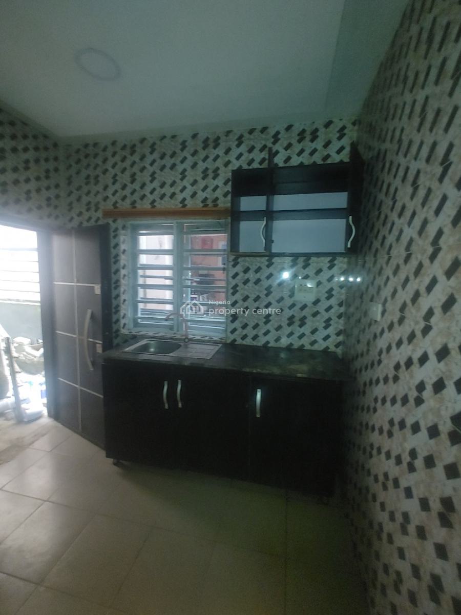 Sharp 2 Bedroom in a Secured Estate., Ogidan, Sangotedo. Not Far From Sky Mall, Sangotedo, Ajah, Lagos, Flat / Apartment for Rent