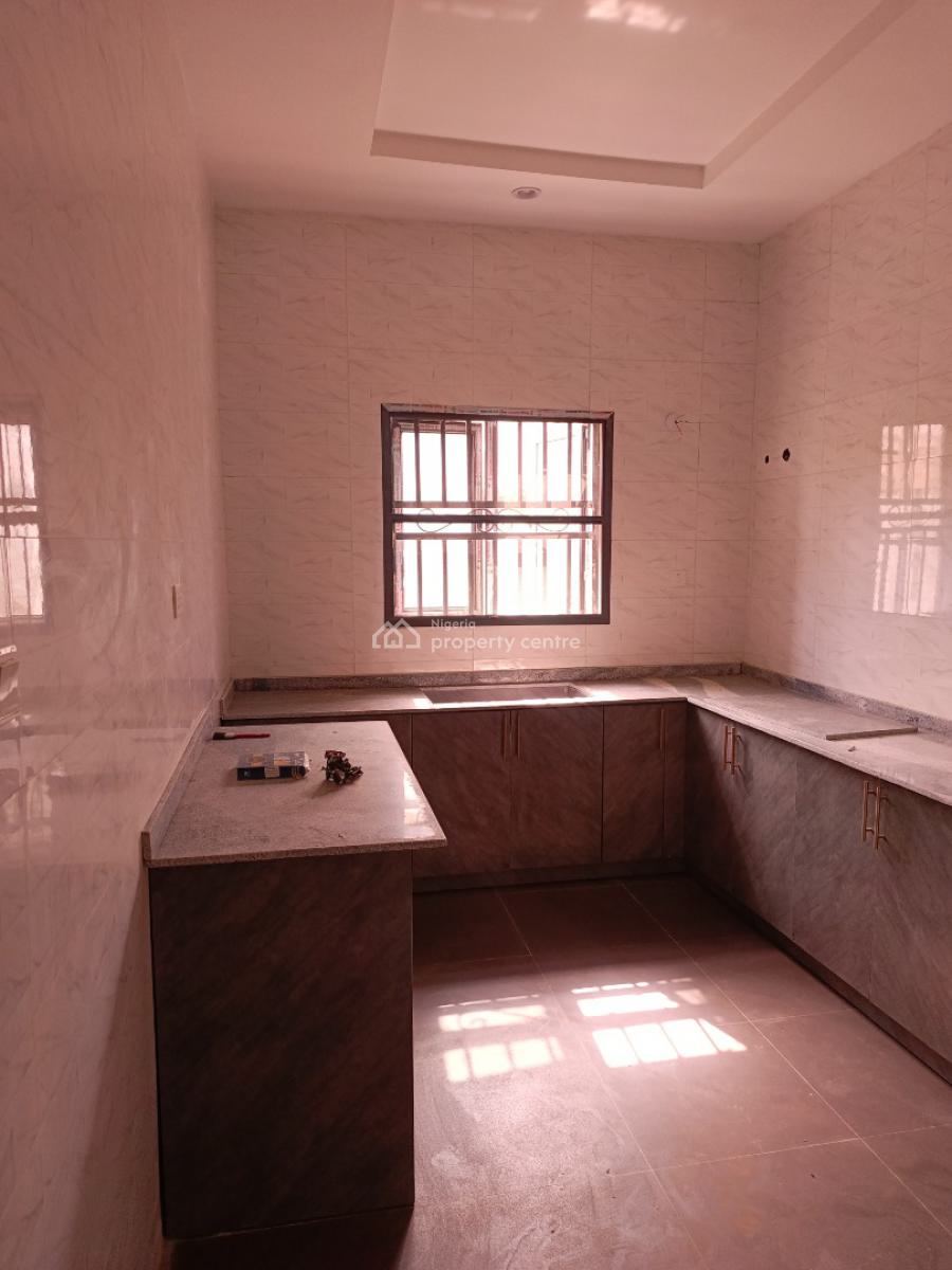 Exclusively Finished, Service 2 Bedroom Flat with Sweet Balcony, Galadimawa, Galadimawa, Abuja, Flat / Apartment for Rent