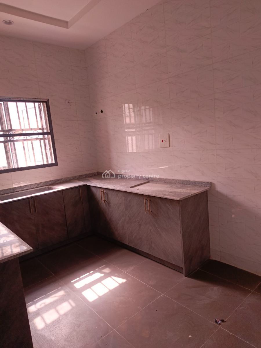 Exclusively Finished, Service 2 Bedroom Flat with Sweet Balcony, Galadimawa, Galadimawa, Abuja, Flat / Apartment for Rent