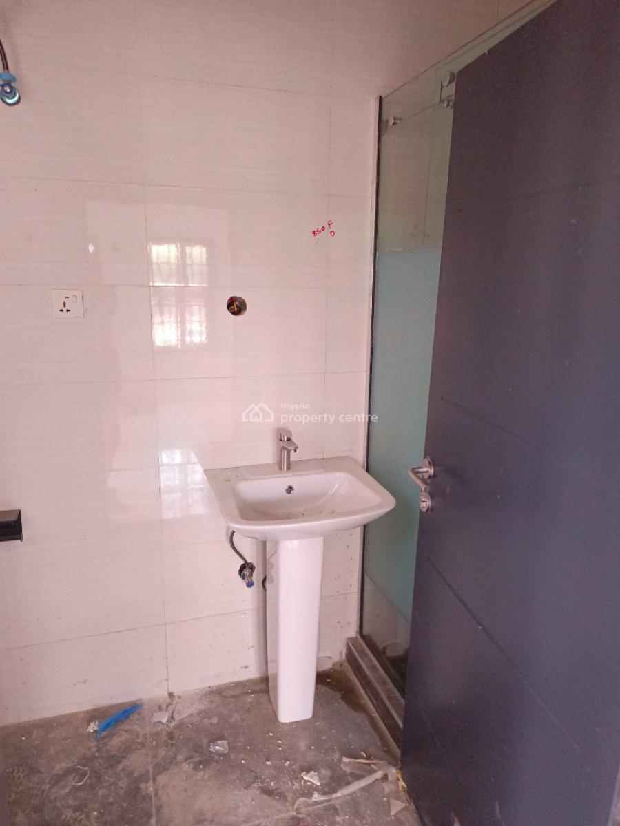 Exclusively Finished, Service 2 Bedroom Flat with Sweet Balcony, Galadimawa, Galadimawa, Abuja, Flat / Apartment for Rent