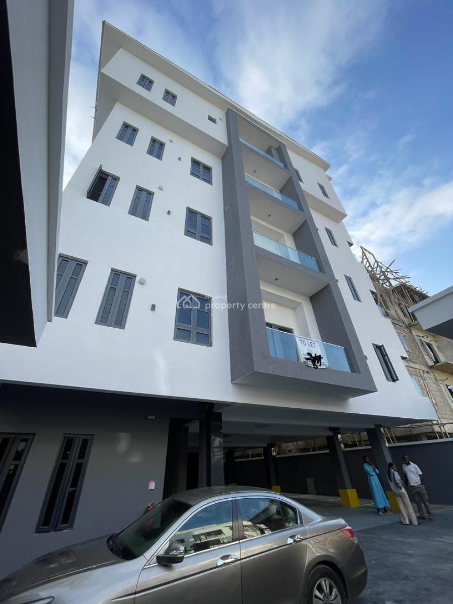 Beautifully Built 2 Bedroom Apartment with Gym, Elevator, Bq, Lekki Phase 1, Lekki, Lagos, Flat / Apartment for Rent