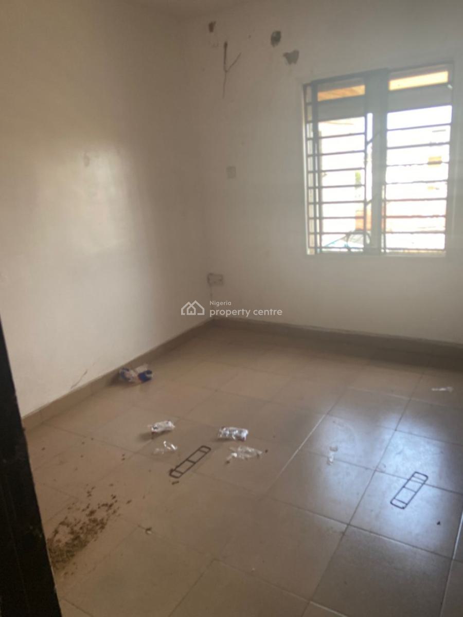 a Mini Flat, Upstairs, Isheri Magodo, Olowora, Magodo, Lagos, Mini Flat (room and Parlour) for Rent
