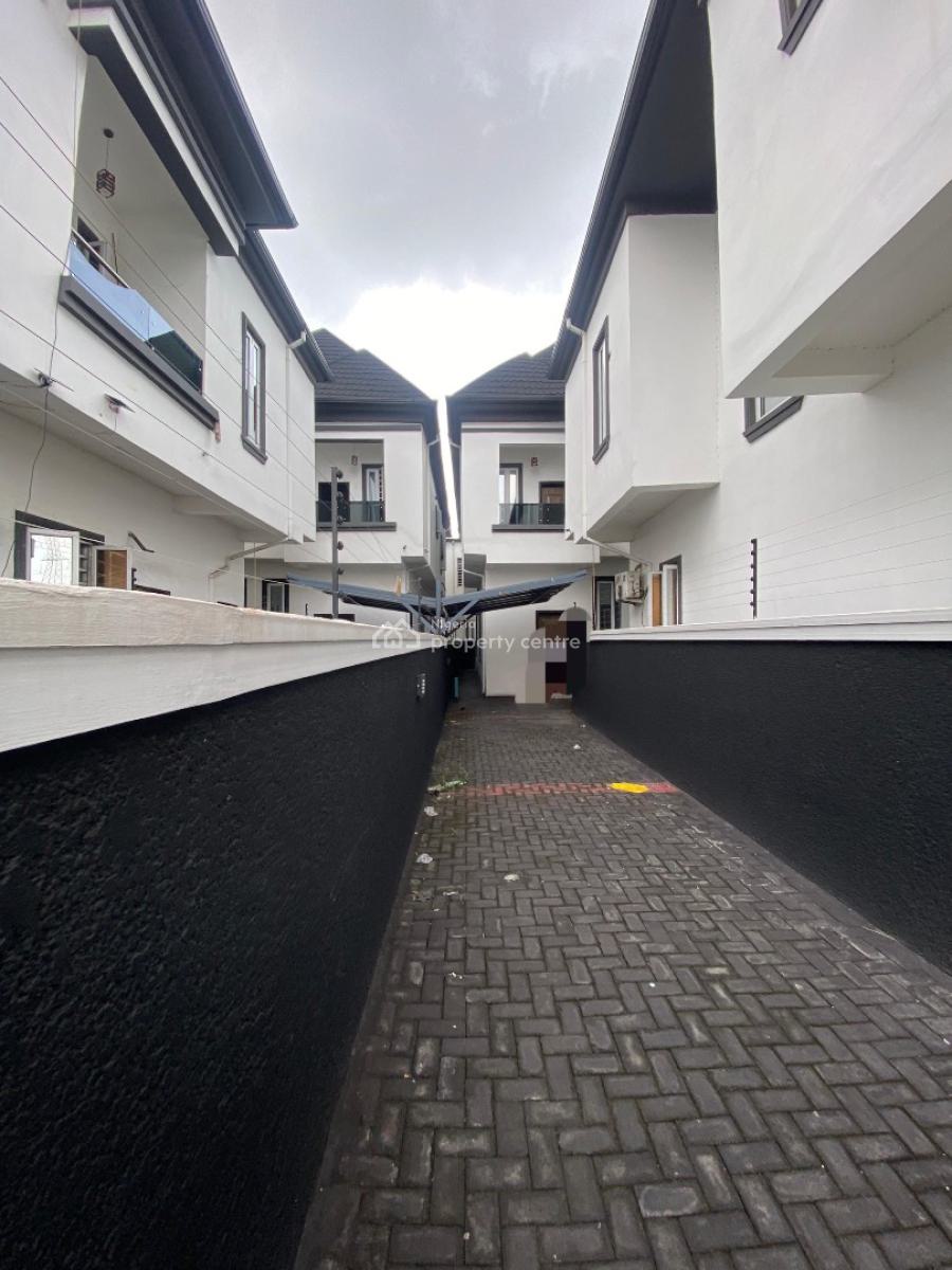 4 Bedroom Fully Detached Duplex with a Room Bq, Oba Avenue, Lekki County, Ikota, Lekki, Lagos, Detached Duplex for Sale